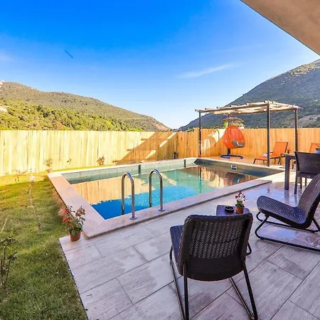 Appartement Outstanding With Private Pool And Jacuzzi In Kas, Antalya *