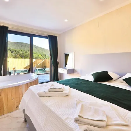 Appartement Outstanding With Private Pool And Jacuzzi In Kas, Antalya *